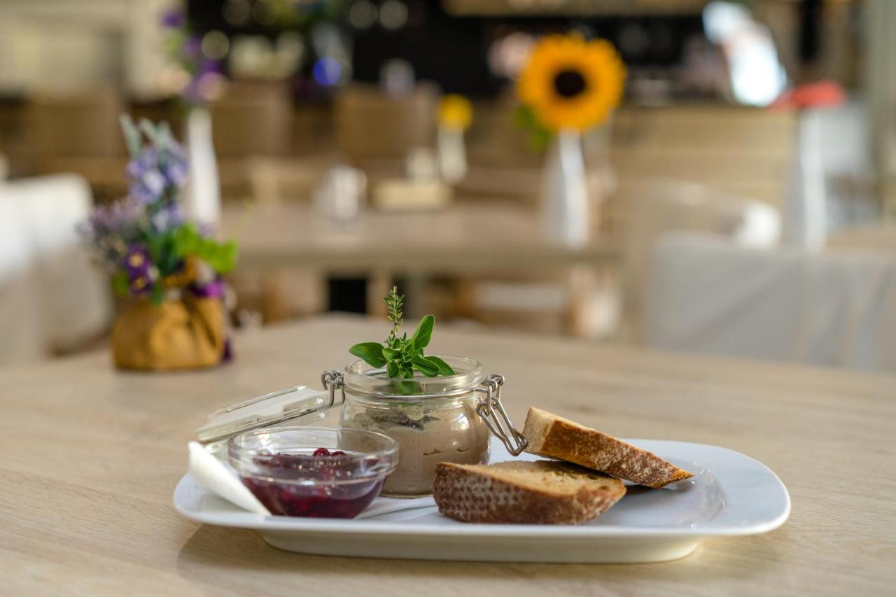 Bivio Hotel Μπρατισλάβα Εξωτερικό φωτογραφία